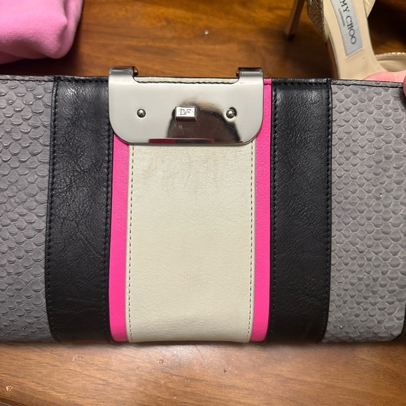 Diane von Furstenberg clutch - Picture 3 of 5